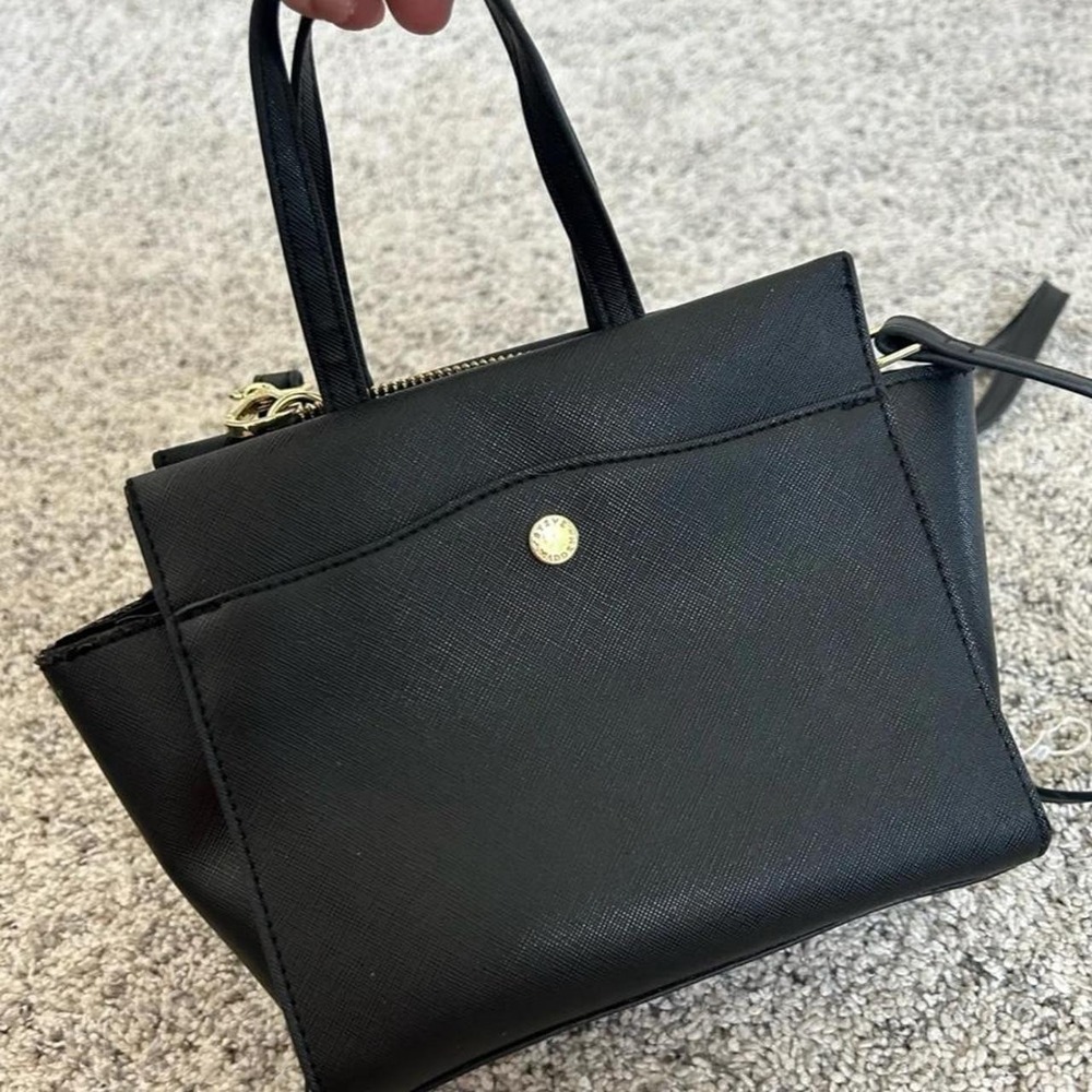 Steve Madden black leather handbag with‎ gold hardware